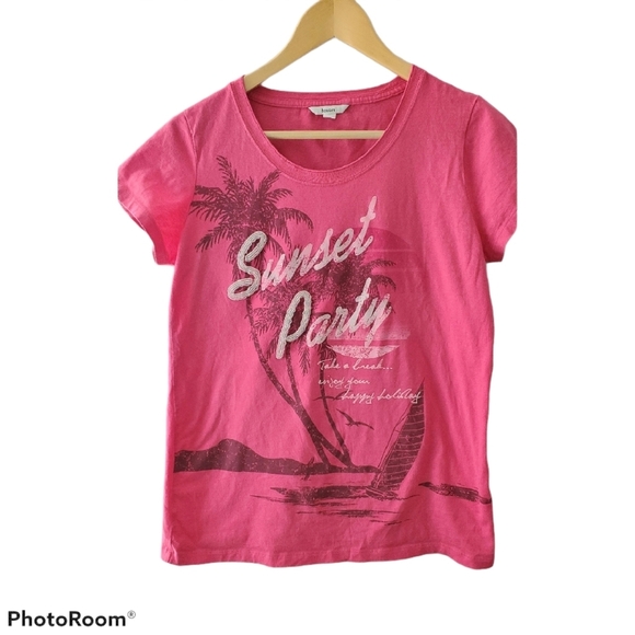 Bossini Fushia Sunset Party  Graphic Tee Shirt - Picture 1 of 4